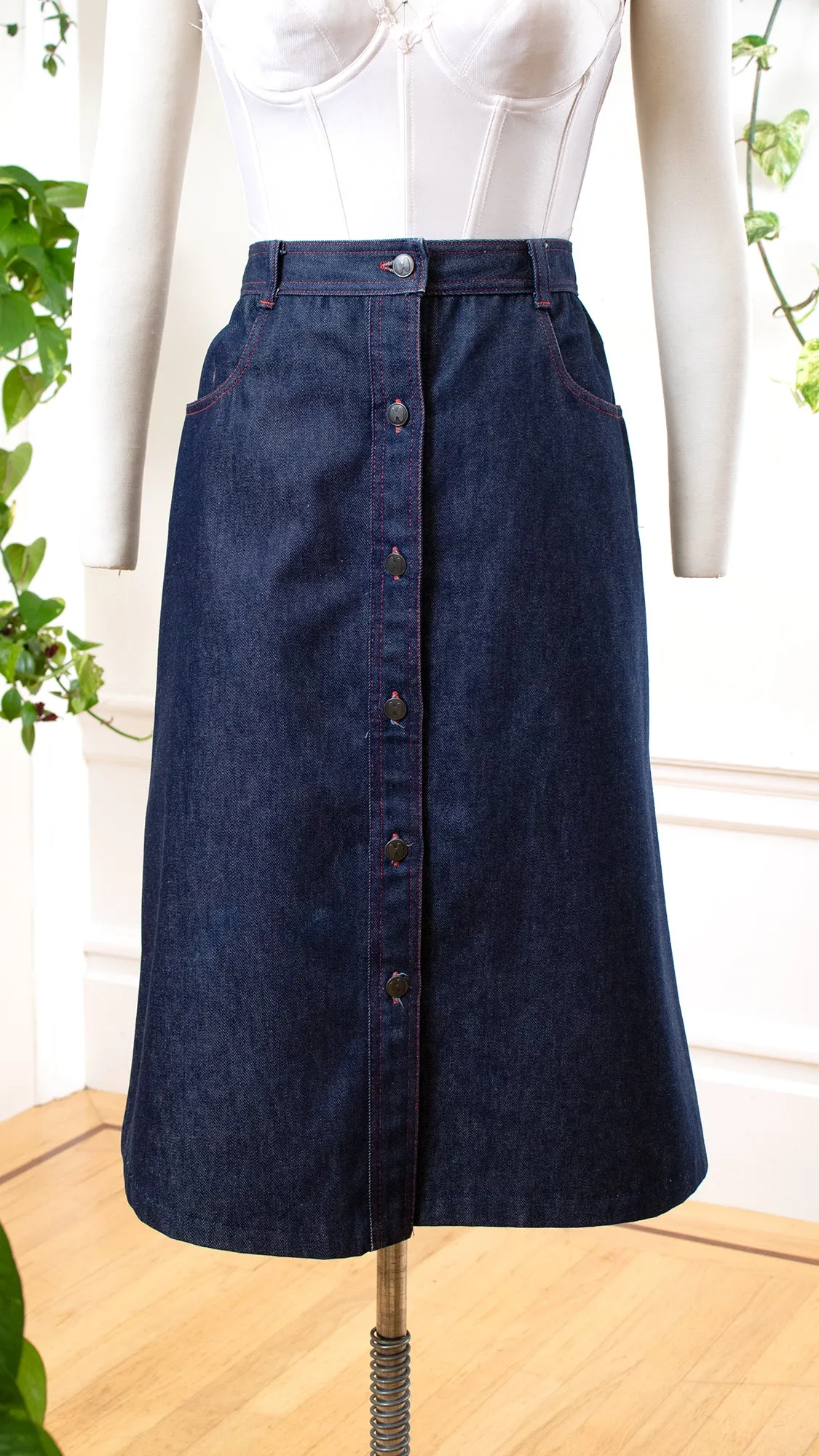1980s HALSTON Denim Skirt | medium