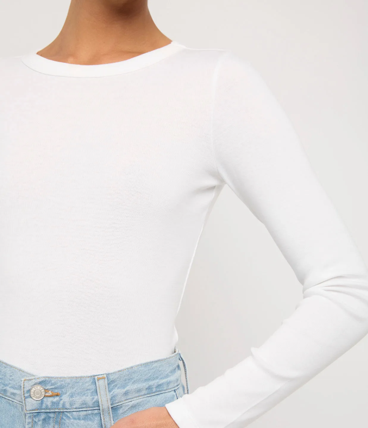 Max Fitted Long Sleeve Tee in White