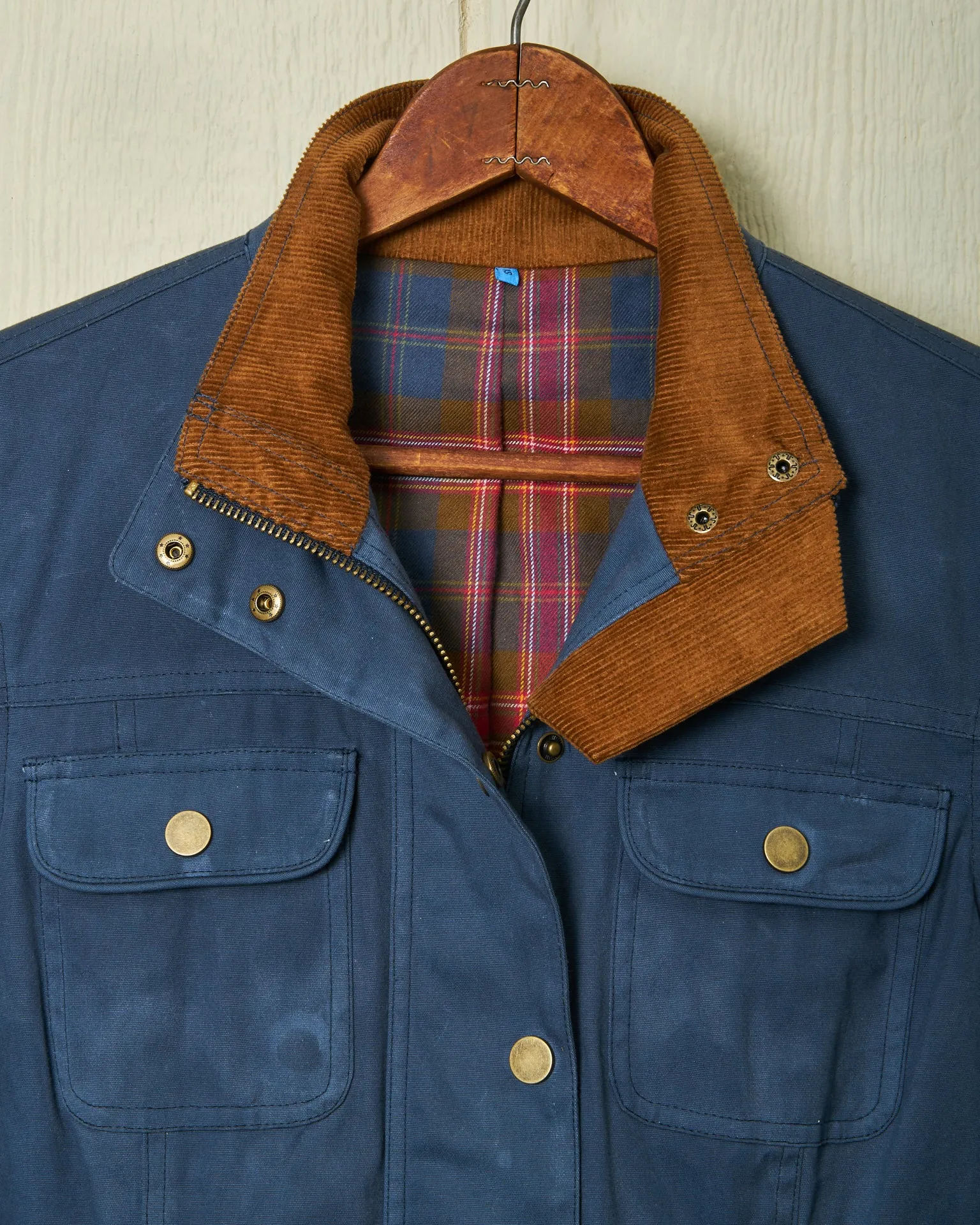 Women’s Aberdeen Jacket in Navy Waxed Canvas